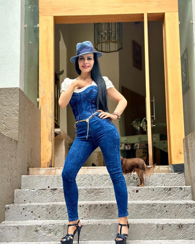 Maribel Guardia Feet